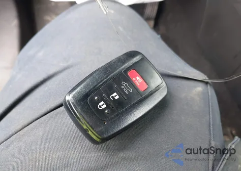 2021 Toyota Rav4 Hybrid Xle z USA, uszkodzony, nr VIN 4T3RWRFV5MU016967